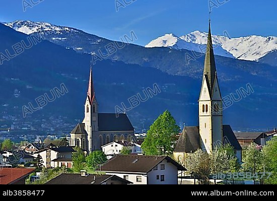 Herz-Jesu-Pfarrkirche Church and Laurentiuskirche Church, Stans, Tyrol, Austria, Europe.