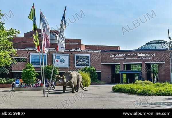 LWL Museum of Natural History with Planetarium, Sentruper Straße, Münster, North Rhine-Westphalia, Germany, Europe.