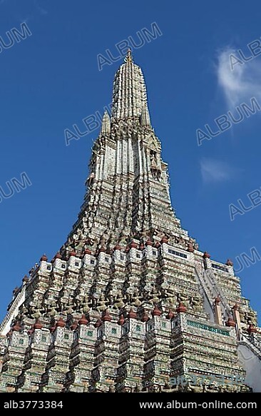 Wat Arun, Temple of the Dawn, Bangkok, Thailand, Asia.