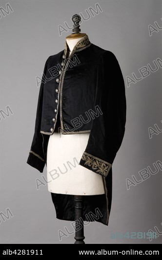 Mayor's outfit. In black woolen cloth. French Second Empire. Private collection. Embroidery made of laurel leaves and silver eagle buttons.