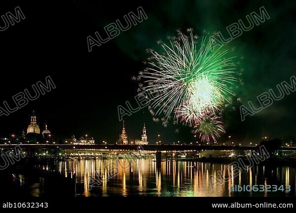 Breathtaking firework displays enchant the city skyline at night. Here is the big firework display for the 175th anniversary of the Saxon Steamship Company.