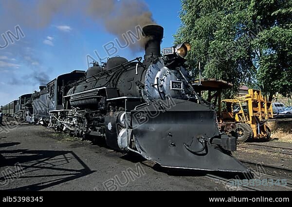 Cumbres and Toltec Scenic Railroad, connecting Colorado and New Mexico, USA, America, North America.