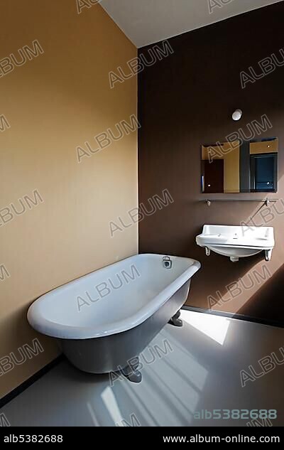 LE CORBUSIER. Bathroom, museum at the Corbusier house from 1927, Weissenhof Museum, Stuttgart, Baden-Wuerttemberg, Germany, Europe.