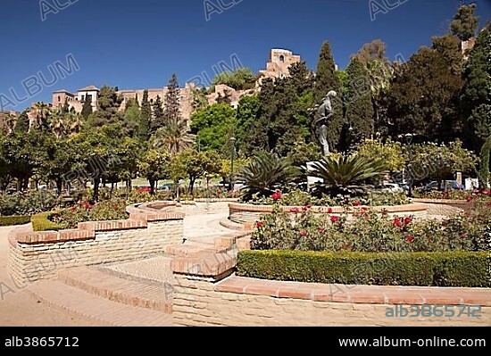 Gardens of Jardines de Pedro Luis Alonso with Alcazaba Fortress at the rear, Málaga, Andalucia, Spain, Europe, PublicGround, Europe.