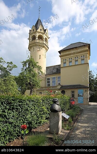 Kunsthaus Meyenburg in Art Nouveau style and memorial to reformer and mayor Michael Meyenburg, tower, sculpture, bust, Nordhausen, Harz, Thuringia, Germany, Europe.