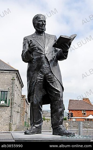 Memorial to Michael Hogan, bard singer, 1826-1899, Limerick, Ireland, Europe