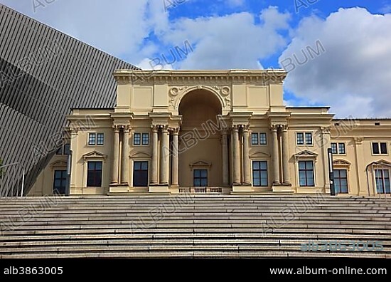 Bundeswehr Military History Museum, main building with wedge sculpture, architect Daniel Libeskind, Dresden, Saxony, Germany, Europe.