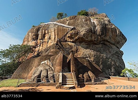 Lion Gate and climbing stretch at Sigiriya or Lion Rock, Sri Lanka, Asia.