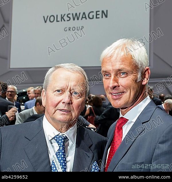 Wolfgang Porsche, Chairman of the Board of Porsche AG, left, and Matthias Müller, CEO of Porsche AG, right, Group Night of the Volkswagen AG at the 65th International Automobile Exhibition IAA 2013, Frankfurt am Main, Hesse, Germany, Europe.