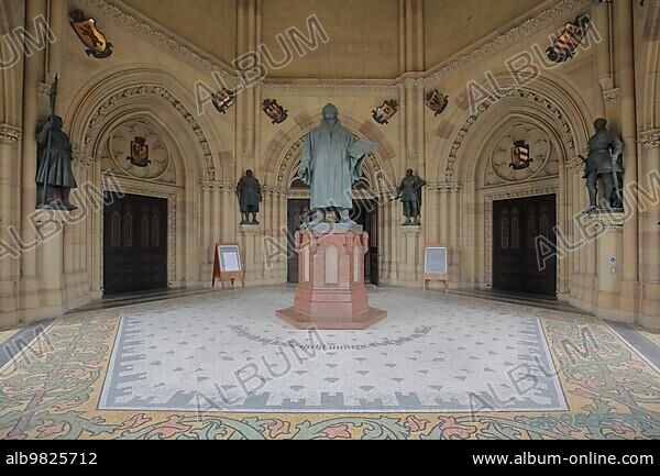 Martin Luther Monument Statue Luther Monument with Coat of Arms and Fist at the Entrance of the Protestation Church; Memorial Church of the Protestation; Speyer; Rhineland-Palatinate; Germany; Europe.