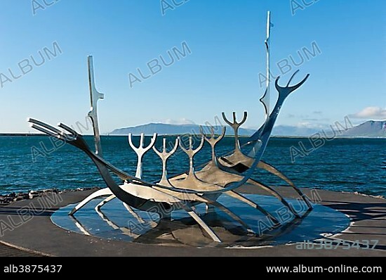 The Sun Voyager Sculpture or Sólfar Sculpture by artist Jón Gunnar Árnason, a Viking ship made of stainless steel, Reykjavík, Iceland, Europe.
