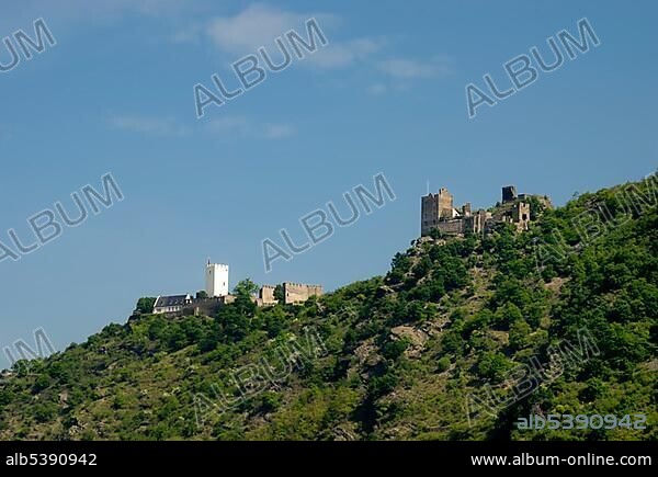 Burg Sterrenberg and Burg Liebenstein castles in Kamp-Bornhofen, UNESCO World Heritage Site Oberes Mittelrheintal landscape of the Upper Middle Rhine Valley, Rhineland-Palatinate, Germany, Europe.