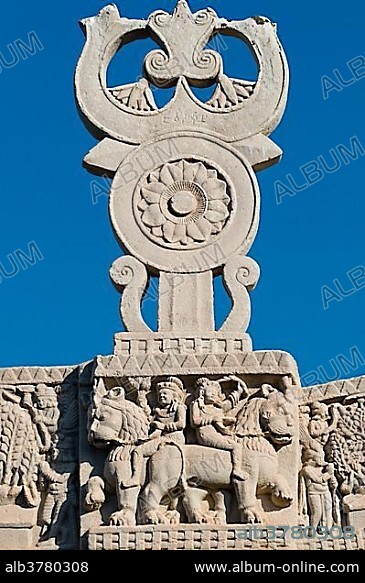 Buddhist symbols, Shrivatsa in Triratana over the chakra wheel on Torana, stupas of Sanchi, UNESCO World Heritage site, built by King Ashoka, Mauryan dynasty, Sanchi, Vidisha in Madhya Pradesh, North India, India, Asia.