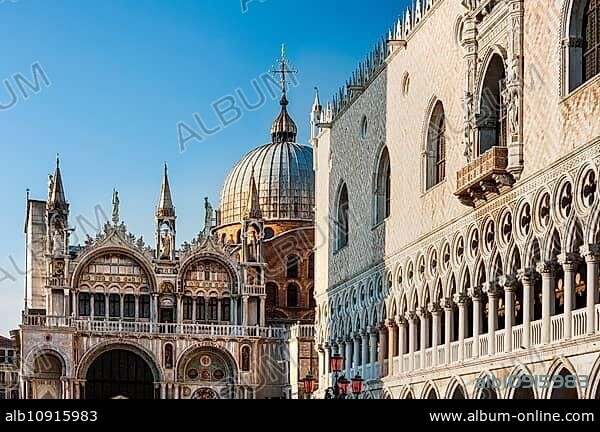 Facade of the Doge's Palace and the Basilica of San Marco on St Mark's Square, city trip, holiday, travel, tourism, lagoon city, historic, history, architectural history, architecture, sight, landmark, historical, famous, attraction, building, sightseeing, facade, building, old building, endangered, World Heritage Site, UNESCO, culture, honeymoon, Middle Ages, flood, environment, cruise, carnival, Catholic, Venice, Italy, Europe.
