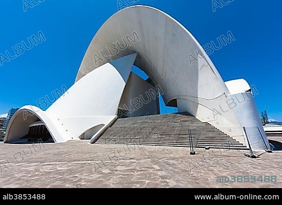 Auditorio de Tenerife, concert hall designed by Santiago Calatrava, Santa Cruz de Tenerife, Tenerife, Canary Islands, Spain, Europe.