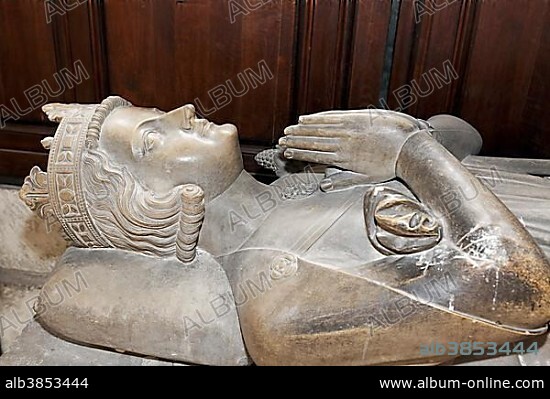 Grave of the Norman Duke Rollo, mittelaterliche recumbent figure, gothic cathedral of Rouen, Notre Dame Cathedral, Rouen, Seine-Maritime, Upper Normandy, France, Europe.