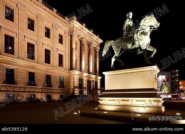 Reconstruction of Brunswick Palace, Schloss-Arkaden shopping centre, city library, city archive, castle museum, Braunschweig, Brunswick, Lower Saxony, Germany, Europe.