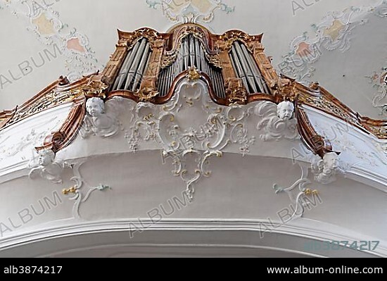 Organ in the Parish Church of St. Gallus, Bregenz, Vorarlberg, Austria, Europe.
