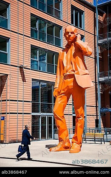 Statue at Palais des Congrès de Lyon, Lyon Convention Center, by architect Renzo Piano, Lyon, Rhône-Alpes, France, Europe.