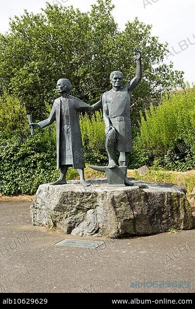 Statues commemorating peasant uprising of 1497, St Keverne, Lizard Peninsula, Cornwall, England, UK the Cornish leaders, Michael An Gof and Thomas Flamank.