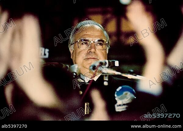 Fall of the Berlin Wall, Helmut Kohl speaking on 10th November, 1989, in front of the Schoeneberg city hall, Berlin, Germany, Europe.