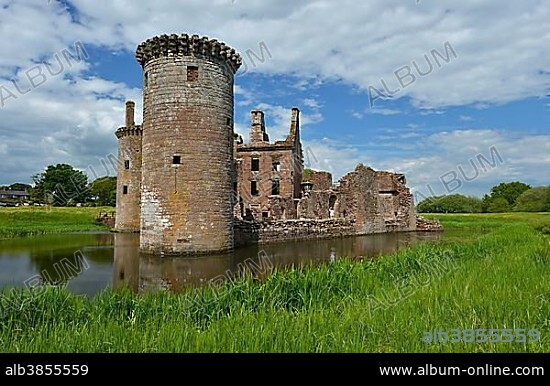 Ruins of Caerlaverock Castle, the only triangular-shaped moated castle in Scotland, seat of the Maxwell clan, Dumfries and Galloway, Scotland.