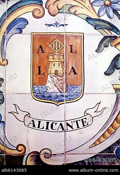 ESCUDO DE CERAMICA DE MANISES-ALICANTE.