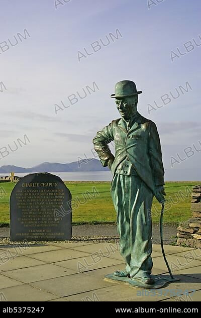 Charlie Chaplin statue, Waterville, Ring of Kerry, Kerry, Ireland, Europe.