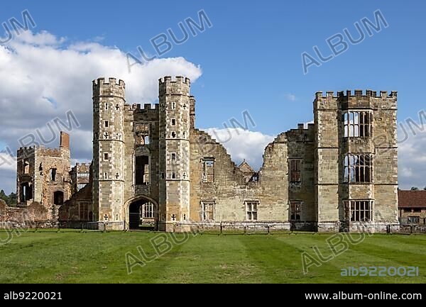 MIDHURST, WEST SUSSEX/UK - SEPTEMBER 1 : View of the Cowdray Castle ruins in Midhurst, West Sussex on September 1, 2020.
