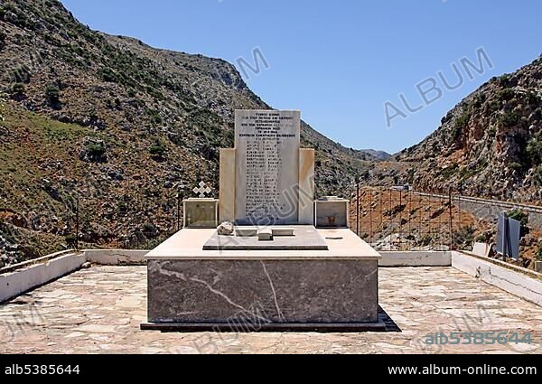 Monument to the dead of World War II, Psiloritis Mountains, Crete, Greece, Europe.