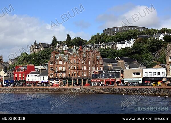 Port of Oban, view of MacCaig's Tower, Oban, Scotland, United Kingdom, Europe.