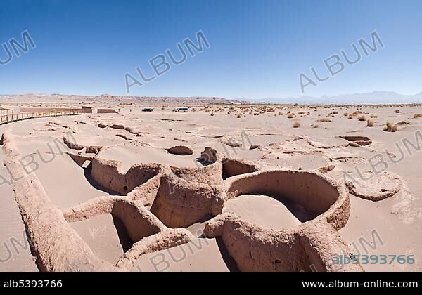 Ruins of Tulor, an ancient AtacameÃ±os village, San Pedro de Atacama, RegiÃ³n de Antofagasta, Chile, South America.