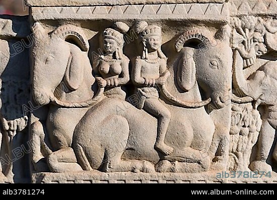 Relief, stupas of Sanchi, UNESCO World Heritage site, built by King Ashoka, Mauryan dynasty, Sanchi, Vidisha in Madhya Pradesh, North India, India, Asia.