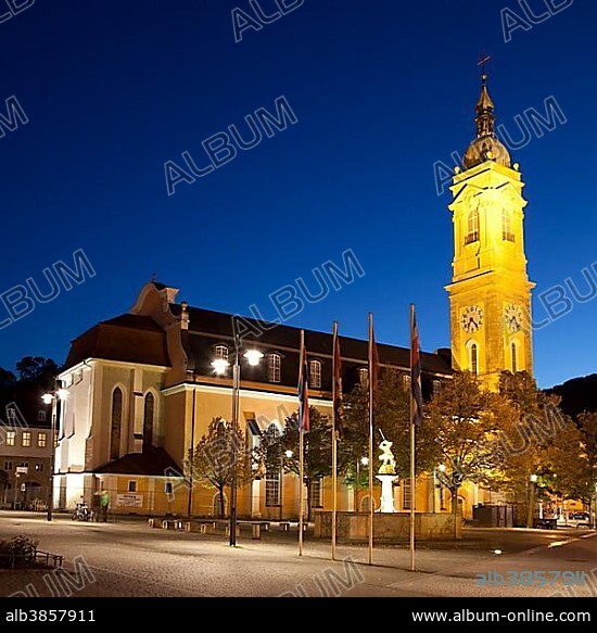 Illuminated St. George"s Church on the market square, Thüringer Wald, Eisenach, Thuringia, Germany, Europe.