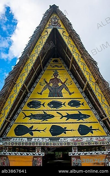 Detail art work in an old bai, a chief's house, Babeldaob, Palau, Oceania.