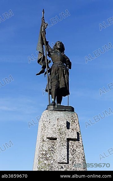 War monument, Nasbinals, Aubrac, Lozere, Region Languedoc-Roussillon, France, Europe.