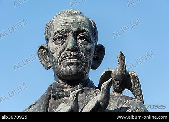 Statue of Miekichi Suzuki, Japanese author, Hiroshima Peace Park, Hiroshima, Japan, Asia.