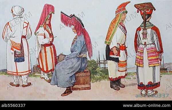 Mode, Kleidung, Volkstrachten in Russland, 19. Jahrhundert, von links, Wolga-Finnen, eine Frau aus dem Tschuwaschischen Gebirge, dann zwei Wodjaek-Frauen aus dem permischen Zweig der Finnen, eine Ersa-Mordwin-Frau aus Arstow und eine Mokscha-Mordwin-Frau aus der Provinz Penza, digital restaurierte Reproduktion einer Originalvorlage aus dem 19. Jahrhundert.
