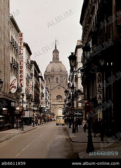 VENTURA RODRIGUEZ (1717-1785). CALLE DE ZARAGOZA CON LA BASILICA DEL PILAR AL FONDO.