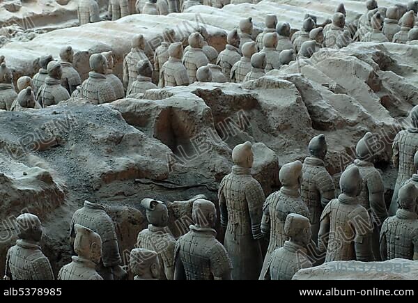 Terracotta army, part of the burial site, hall 1, mausoleum of the 1st Emperor Qin Shihuangdi in Xi'an, Shaanxi Province, China, Asia.