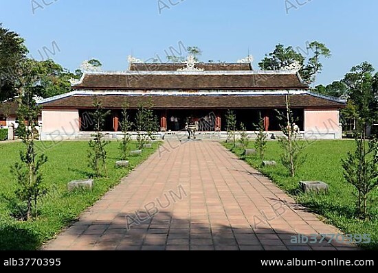 Thien Mu Pagoda, Hue, North Vietnam, Vietnam, Southeast Asia, Asia.