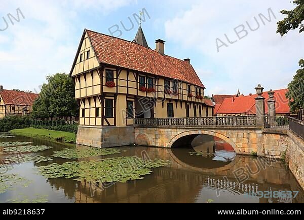 Gatehouse of Burgsteinfurt Castle, Steinfurt, Steinfurt County, North Rhine-Westphalia, Germany, Europe.