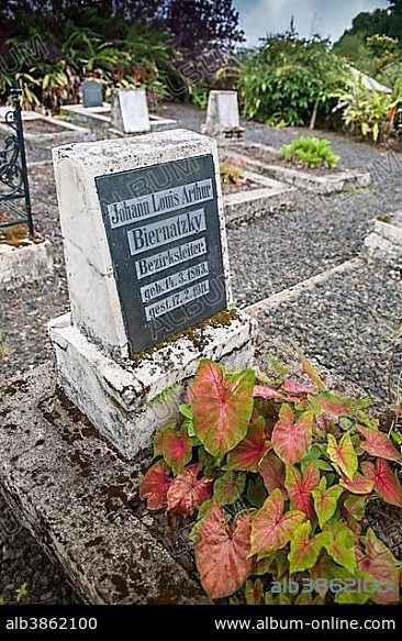 Grave with German inscription at the German cemetery, graves of former German colonial officials and residents, Buea, South-West Region, Cameroon, Africa.