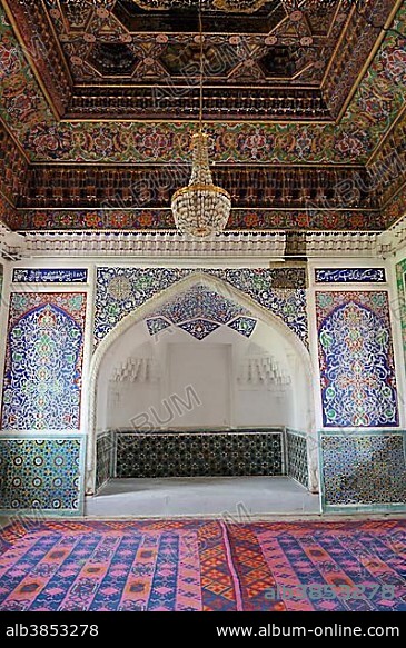 Hall at Emir Khudayar Khan Palace, Kokand, Khoqand, Fergana Valley, Silk Road, Uzbekistan, Central Asia, Asia.