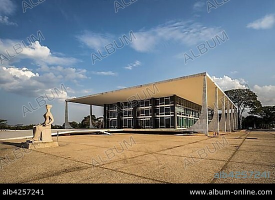 Supremo Tribunal Federal, Supreme Federal Court, Architect Oscar Niemeyer, Brasília, Federal District, Brazil, South America.