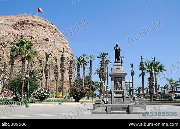 Chilean flag, El Morro, mountain, landmark, theater of war, War of the Pacific, Plaza Colon square, monument, Antofagasta, Arica, Norte Grande, northern Chile, Chile, South America.