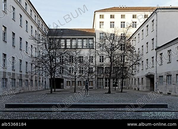Bendlerblock, courtyard with the Memorial to the German Resistance, Berlin-Mitte, Germany, Europe.