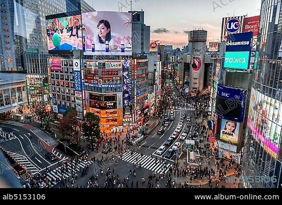 Shibuya Crossing from above, crowds of people at