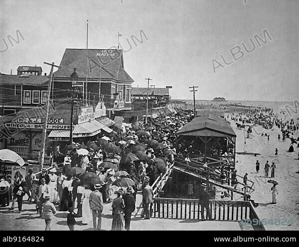 The beach promenade in Atlantic City, seaside resort of Philadelphia, state of Pennsylvania, ca 1880, America, Historic, digitally restored reproduction of a 19th century photographic original.