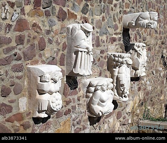Magdeburg originals on city wall, sculptor Eberhard Roßdeutscher, Magdeburg, Saxony-Anhalt, Germany, Europe.